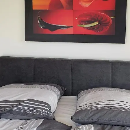 Apartment Mena *